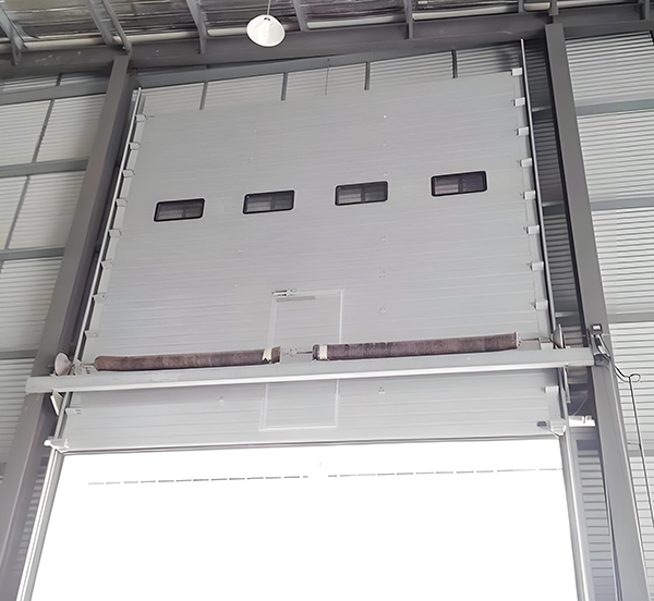 贵德工业滑升门