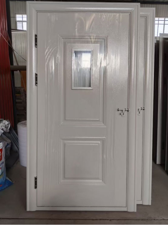 贵德学校教室门