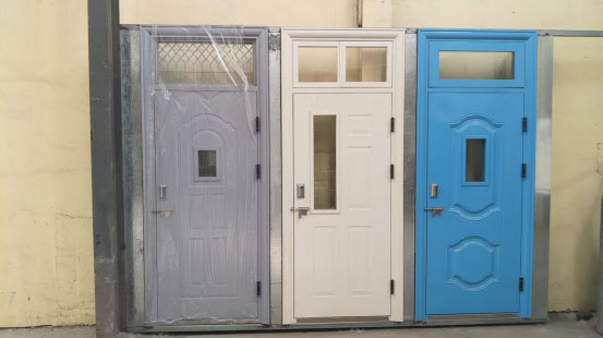 贵德学校教室门