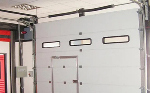 贵德工业提升门的安装方法