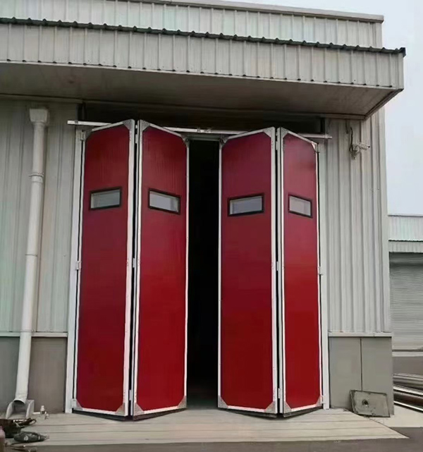 贵德工业折叠门在大型装配车间出入口的应用实例